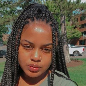 Meet your Posher, Shantel